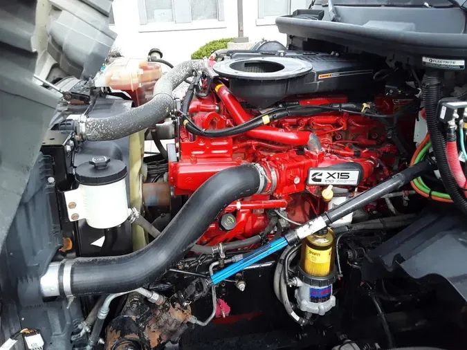 2020 NAVISTAR INTERNATIONAL LT625 SLPR CAB