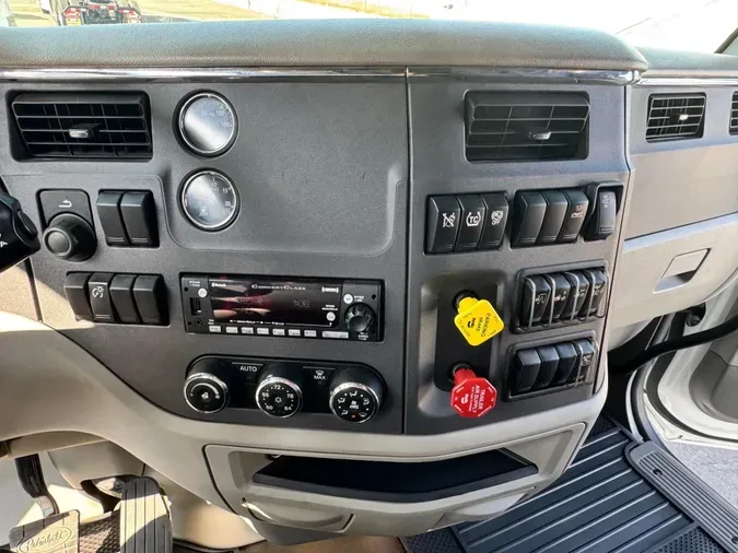 2021 Peterbilt 579