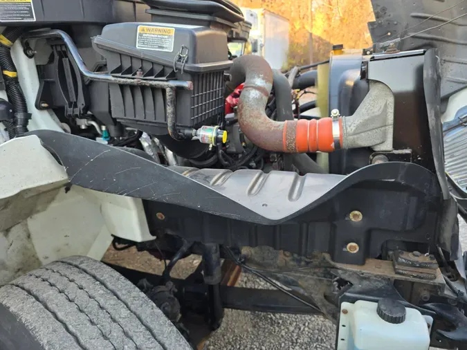 2017 NAVISTAR INTERNATIONAL 4300