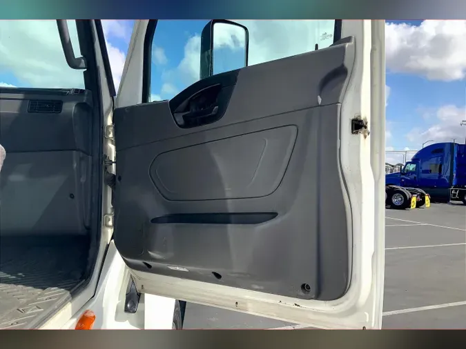 2020 INT LT625 6x4