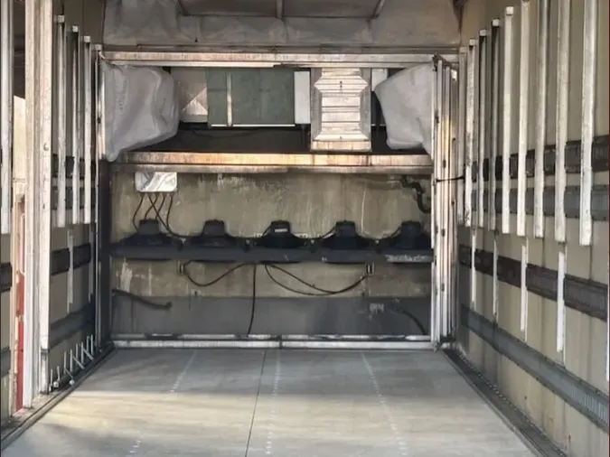 2015 SMITHWAY TRAILERS 48' CHICK