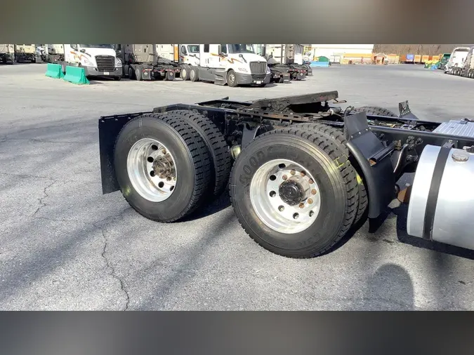 2020 International LTe5daedf5929f52d3ee85d824e991b48c