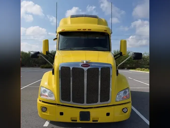 2022 Peterbilt 579