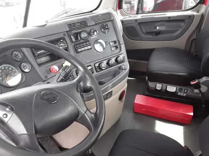 2020 FREIGHTLINER/MERCEDES CASCADIA 125