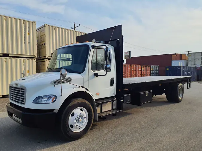 2014 FREIGHTLINER/MERCEDES M2 106