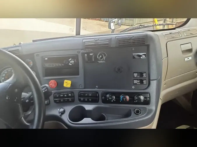 2020 FREIGHTLINER/MERCEDES CASCADIA 125e5e4bb2dad5e3b10c003fdde8bcda356