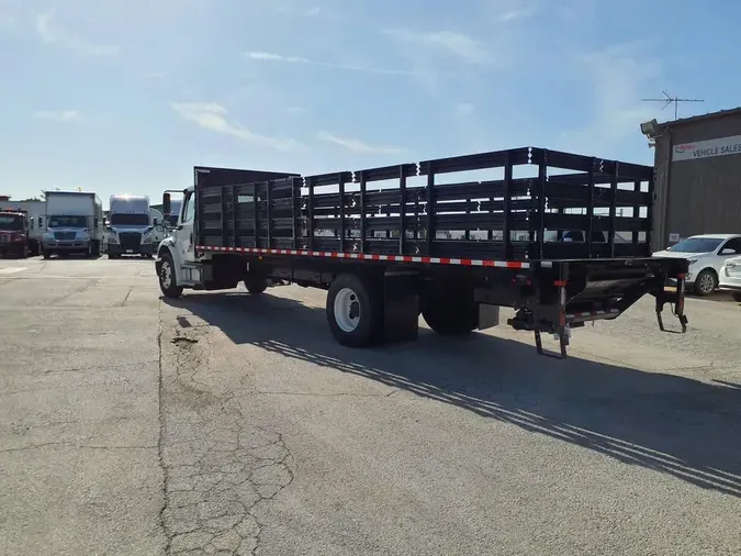 2018 FREIGHTLINER M2 106