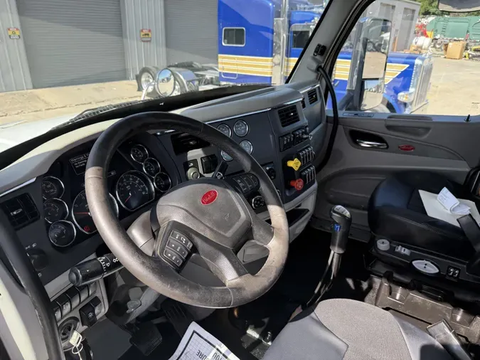 2020 Peterbilt 567