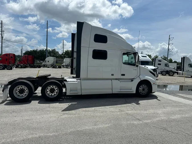 2019 Volvo VNL64T860