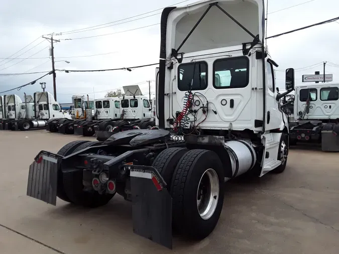 2020 FREIGHTLINER/MERCEDES NEW CASCADIA 116