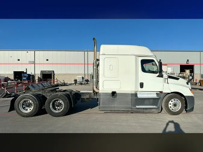 2020 Freightliner Cascadia