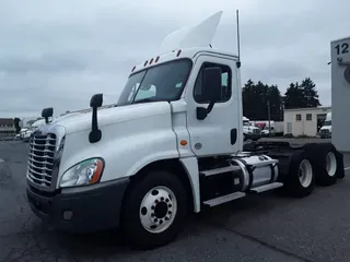2019 FREIGHTLINER/MERCEDES CASCADIA 125