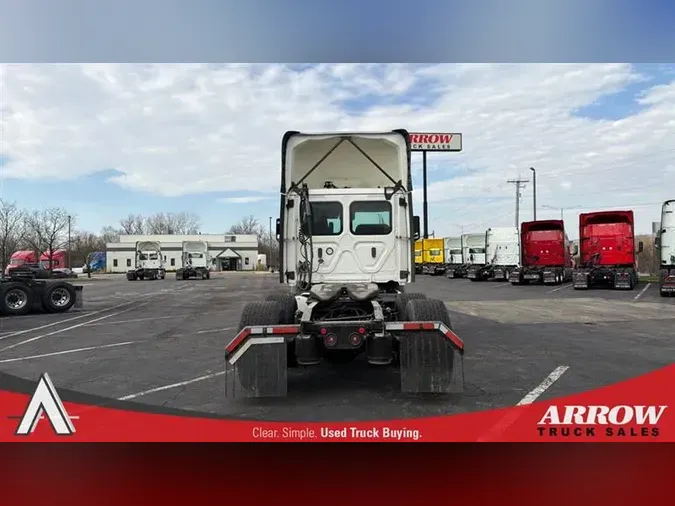 2021 FREIGHTLINER PE116