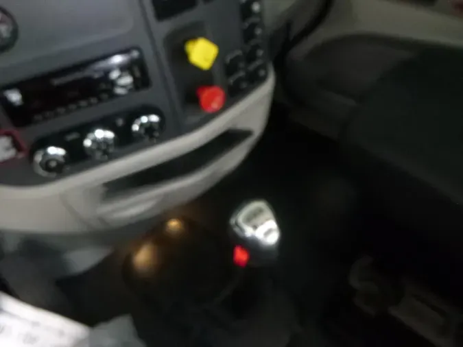2019 Peterbilt 567