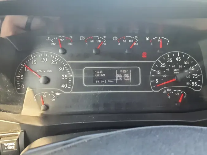 2020 NAVISTAR INTERNATIONAL MV607 (4X2)