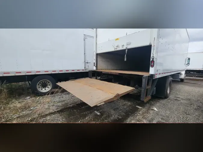 2019 FREIGHTLINER/MERCEDES M2 106