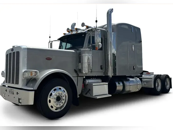 2020 Peterbilt 389e5f484b979271a441a7b4f5f1a2f1332