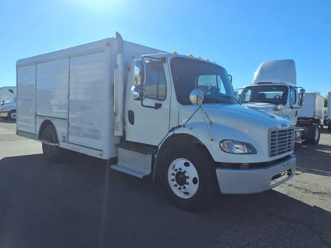 2016 FREIGHTLINER/MERCEDES M2 106