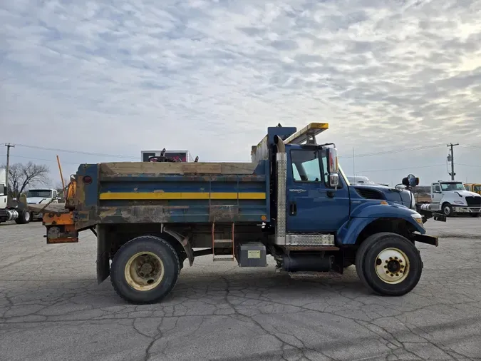 2008 International 7400