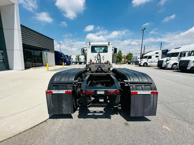 2020 Mack ANTHEM 64T