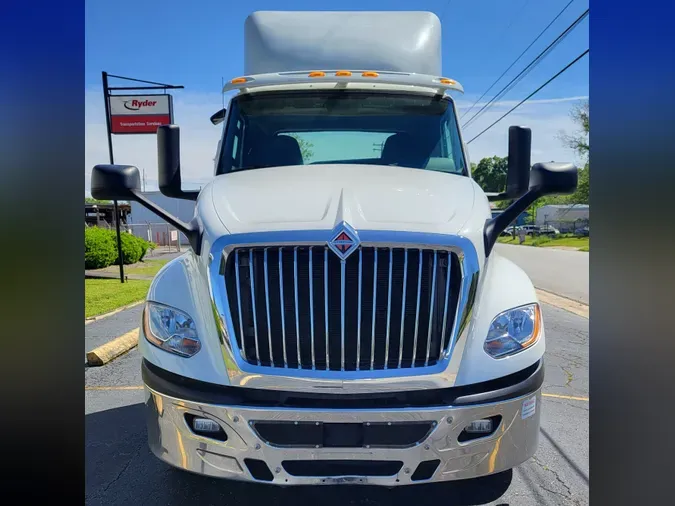 2018 NAVISTAR INTERNATIONAL LT625 DAYCAB T/A