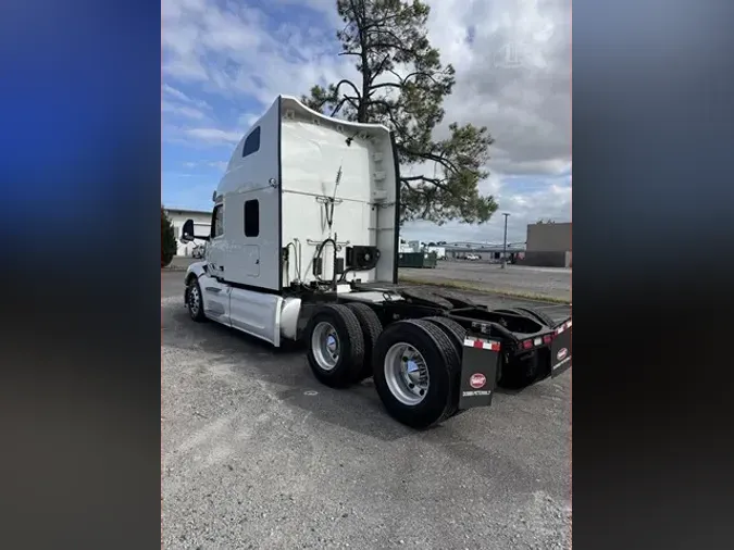 2023 PETERBILT 579