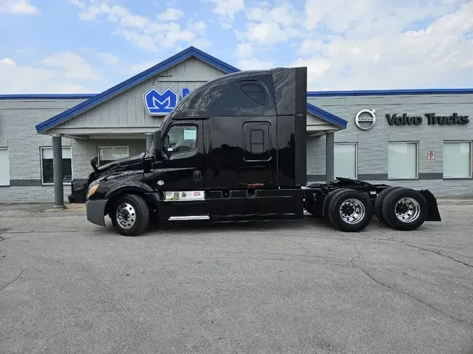 2021 FREIGHTLINER CASCADIA