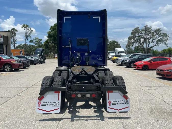 2022 Kenworth T680