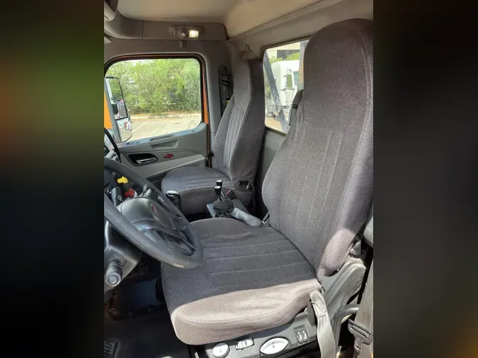 2019 Peterbilt 567