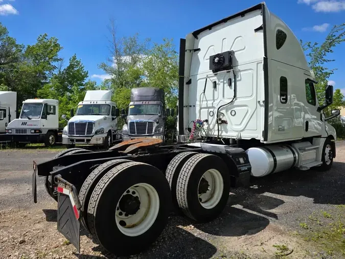 2019 FREIGHTLINER NEW CASCADIA PX12664
