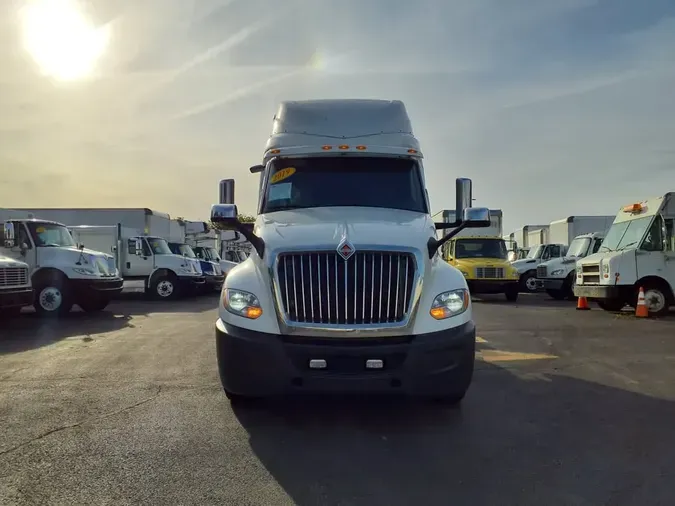 2019 NAVISTAR INTERNATIONAL LT625 SLPR CAB