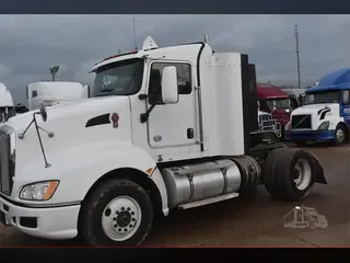 2012 KENWORTH T660