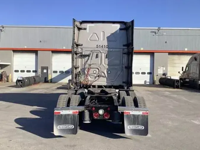 2021 Freightliner Cascadia