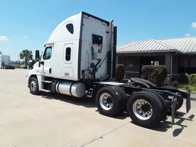 2018 FREIGHTLINER/MERCEDES CASCADIA 125