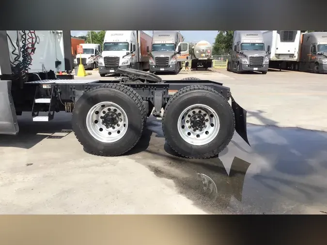 2020 Freightliner Cascadia