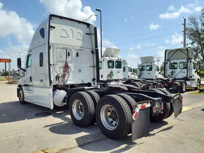 2020 FREIGHTLINER/MERCEDES NEW CASCADIA PX12664