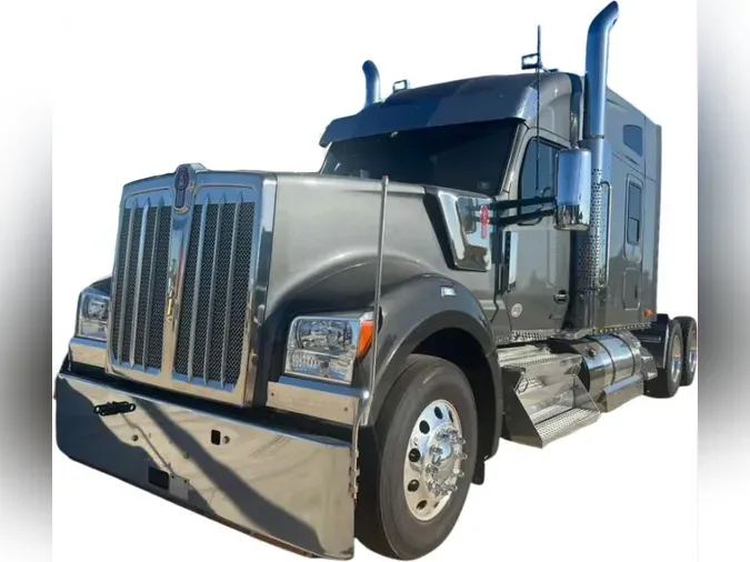 2024 Kenworth W990e61d19935a8c871f026f4d7555d78305