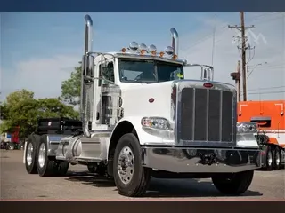  PETERBILT 389