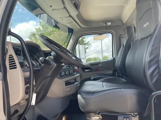 2022 Peterbilt 567