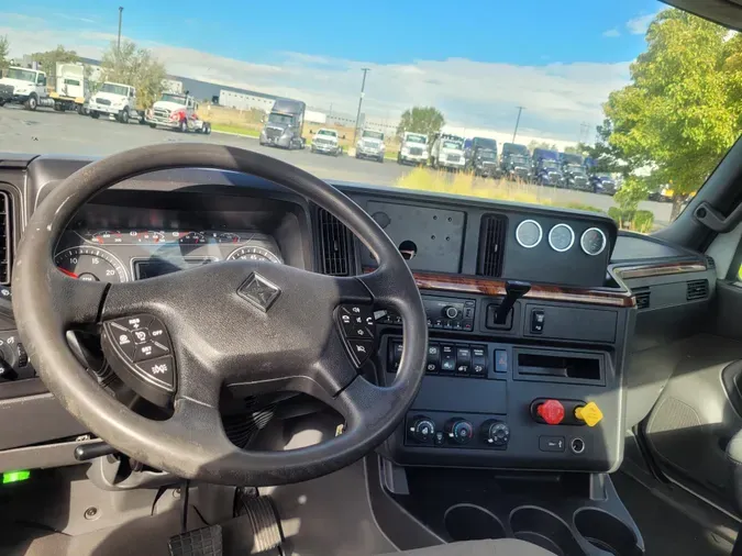 2022 International LT625