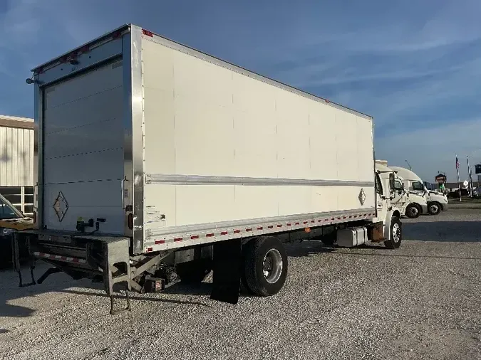 2018 Freightliner M2