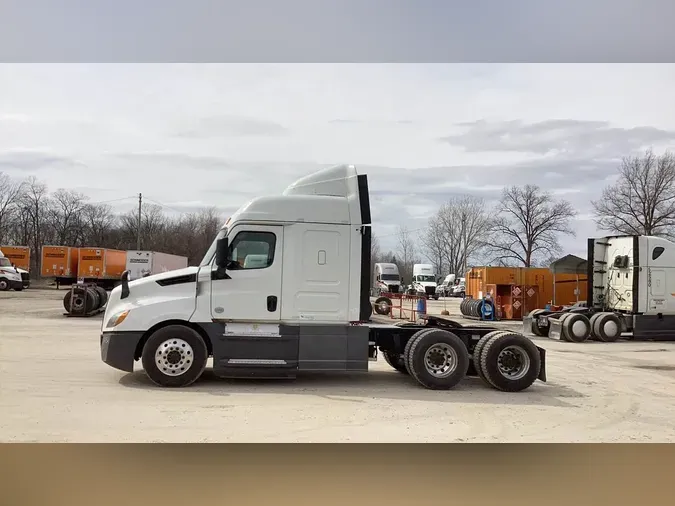 2020 Freightliner Cascadia