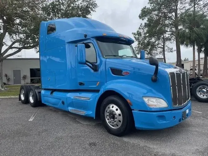 2021 Peterbilt 579