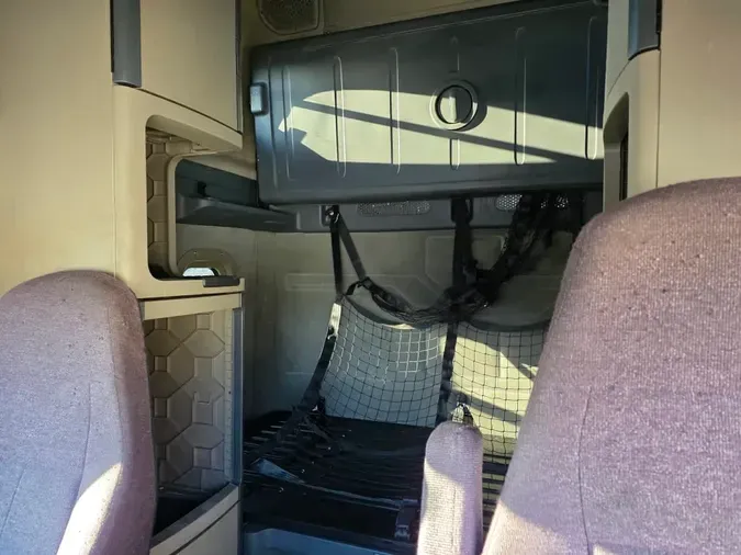 2020 FREIGHTLINER/MERCEDES CASCADIA 125