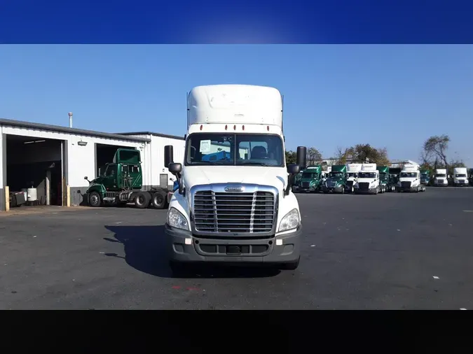 2019 Freightliner Cascadia 125