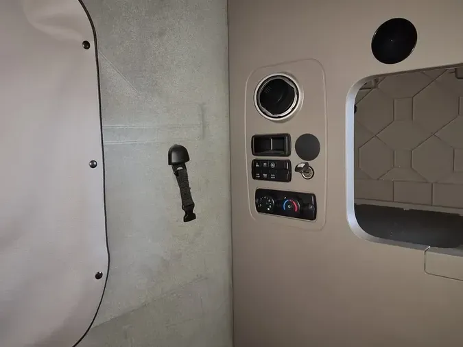2019 FREIGHTLINER/MERCEDES CASCADIA 125