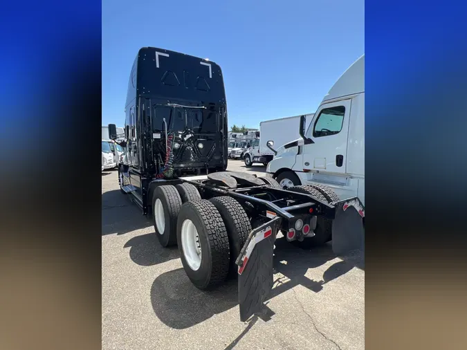 2019 FREIGHTLINER/MERCEDES CASCADIA 125