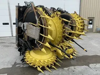 2021 John Deere 772