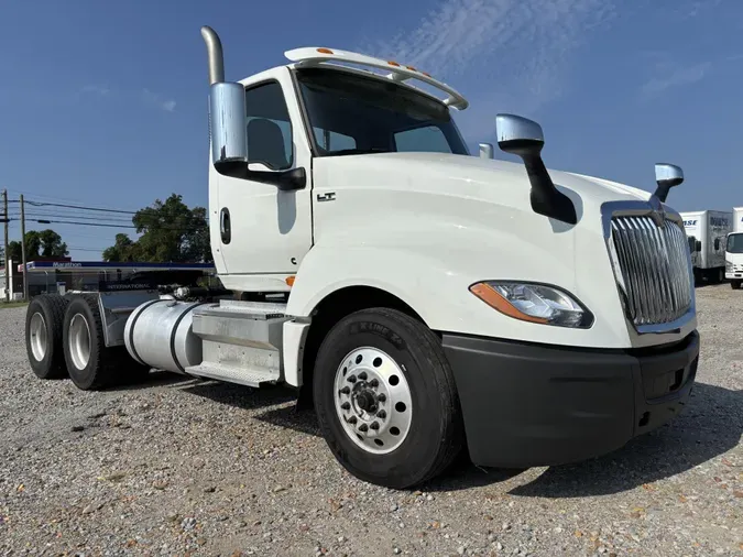 2021 International LT625