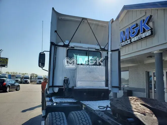 2014 MACK CXU613